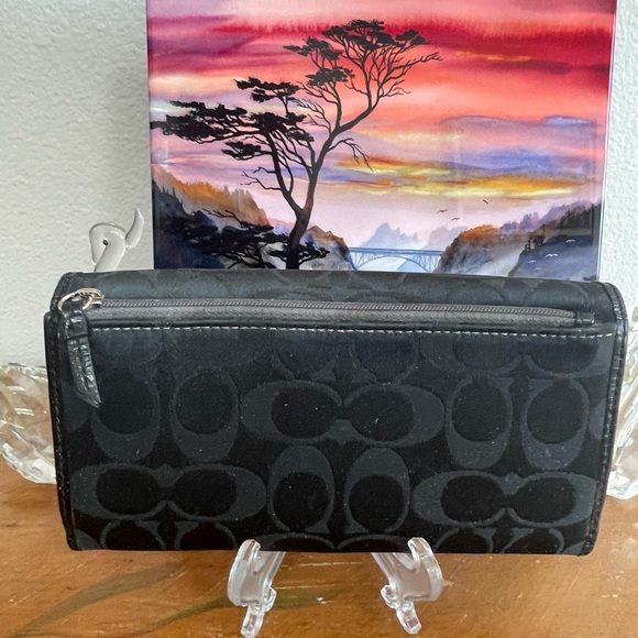 Coach black continental wallet - Picture 4 of 15